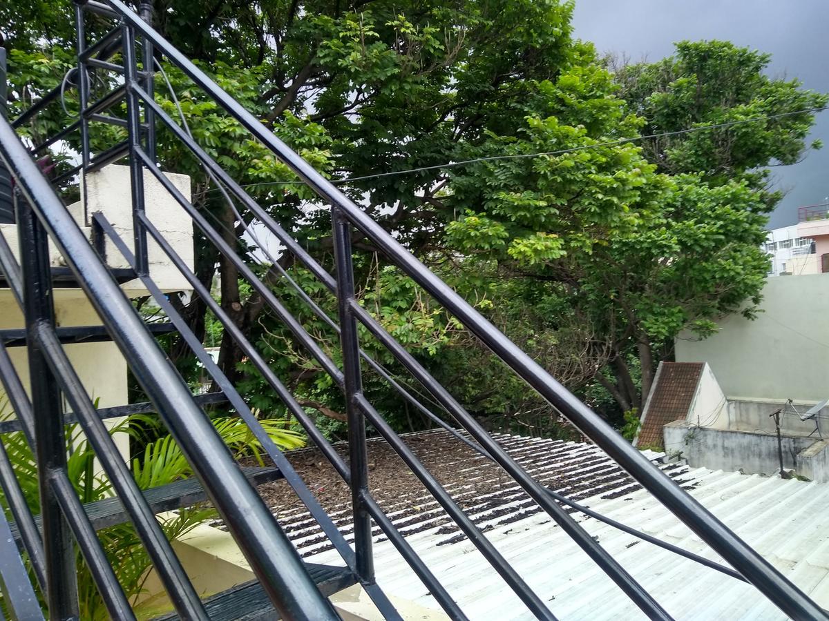 A Pousada B Cube Bangalore Exterior foto
